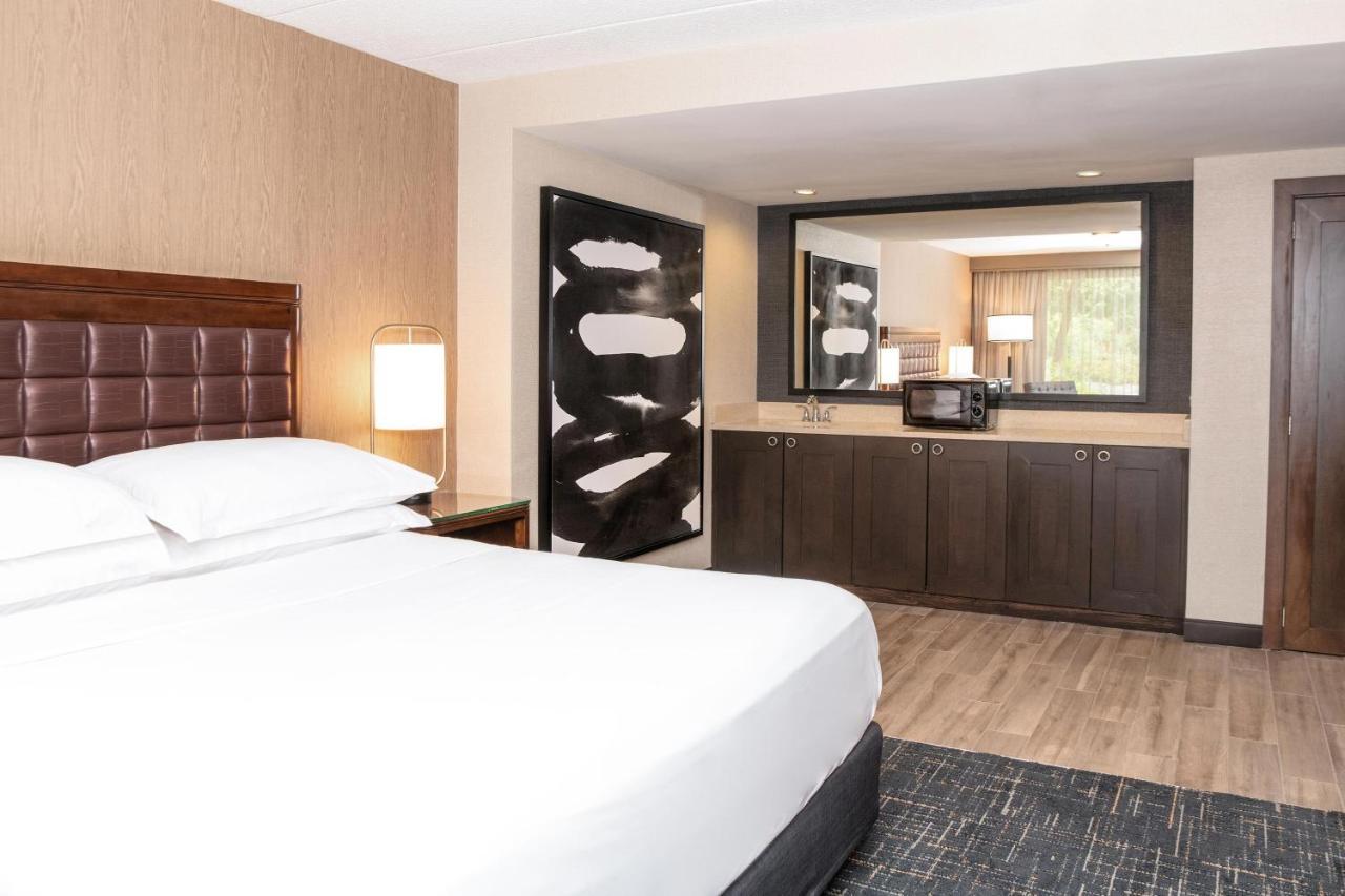 Sheraton Ann Arbor Hotel Extérieur photo