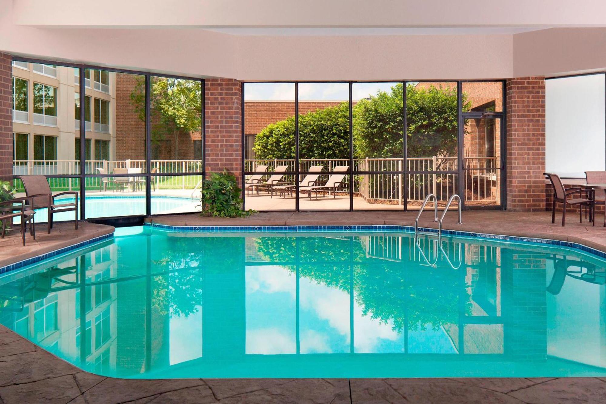 Sheraton Ann Arbor Hotel Extérieur photo